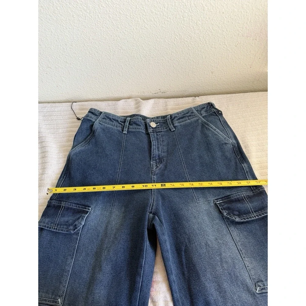 True Religion Mens Cargo Jeans Medium Wash Wide Leg Denim Size 30
